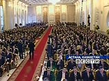 На церемонии инаугурации в новой президентской резиденции "Ак Орда" (Святая ставка), Назарбаев в присутствии 800 гостей из 70 стран произнес присягу президента республики