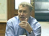 Жириновский потребовал от правительства запретить птицам летать с юга на север
Жириновский потребовал от правительства запретить птицам летать с юга на север