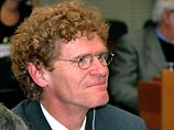 "Это Ноев ковчег для семян, – говорит Кэрри Фоулер, исполнительный директор организации Global Crop Diversity Trust, анализировавший выполнимость этого проекта. - Хранилище можно будет использовать для возрождения сельского хозяйства" "Это Ноев ковчег для семян, – говорит Кэрри Фоулер, исполнительный директор организации Global Crop Diversity Trust, анализировавший выполнимость этого проекта. - Хранилище можно будет использовать для возрождения сельского хозяйства"