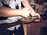 В Бейлаганском pайоне Азербайджана произошло тройное убийство. По данным районного отделения полиции, 31-летний житель села Эйвазлы Имамгулу Джафаров убил из огнестрельного оружия трех своих сестер. Одной из убитых оказалась сестра-двойняшка Джафарова В Бейлаганском pайоне Азербайджана произошло тройное убийство. По данным районного отделения полиции, 31-летний житель села Эйвазлы Имамгулу Джафаров убил из огнестрельного оружия трех своих сестер. Одной из убитых оказалась сестра-двойняшка Джафарова