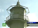 В пятницу в Ялте в 10:50 мск восемь сотрудников гидрографической службы министерства транспорта и связи Украины под предлогом ревизии объектов и оборудования Черноморского флота РФ проникли на Ялтинский маяк и ограничили доступ к нему В пятницу в Ялте в 10:50 мск восемь сотрудников гидрографической службы министерства транспорта и связи Украины под предлогом ревизии объектов и оборудования Черноморского флота РФ проникли на Ялтинский маяк и ограничили доступ к нему