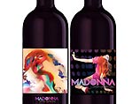 Знаменитая американская певица Мадонна объявила о выпуске двух собственных марок вина в сотрудничестве с калифорнийской компанией. Об этом сообщает газета Daily Express