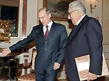 Накануне визита в Москву Меркель впечатлилась высказываниями Киссинджера о путинской России
Накануне визита в Москву Меркель впечатлилась высказываниями Киссинджера о путинской России
