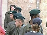 Согласно публикации, речь идет об инциденте, произошедшем два года назад на одной из баз ВВС Израиля, где одна военнослужащая "имела оральный секс одновременно с 13 сослуживцами"