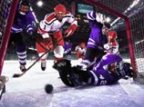 Шведские хоккеисты выгнали со льда пьяного арбитра