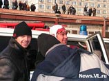 В больницах остаются 12 человек, прыгавших из горящего офиса во Владивостоке (ФОТО) В больницах остаются 12 человек, прыгавших из горящего офиса во Владивостоке (ФОТО)