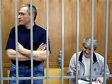 Судебные  приставы изъяли все деньги со счетов Ходорковского и Лебедева в России