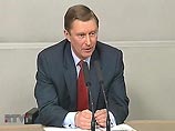 Вице-премьер - министр обороны РФ Сергей Иванов в понедельник сделал несколько громких заявлений. В частности, он заявил, что Россия будет экспортировать оружие как в Армению, так и в Азербайджан Вице-премьер - министр обороны РФ Сергей Иванов в понедельник сделал несколько громких заявлений. В частности, он заявил, что Россия будет экспортировать оружие как в Армению, так и в Азербайджан