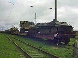 Кроме того, Иванов заявил, что все военное имущество, которое выводится с дислоцированных в Грузии российских военных баз, останется в собственности России Кроме того, Иванов заявил, что все военное имущество, которое выводится с дислоцированных в Грузии российских военных баз, останется в собственности России