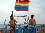 Британские гомосексуалисты зарабатывают в среднем на 10 тыс фунтов (17,8 тыс долларов) в год больше, чем остальное мужское население страны традиционной сексуальной ориентации. Таковы результаты опроса
