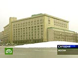 Федеральная служба безопасности России, наследница КГБ, развернула атаку в духе холодной войны на неправительственные и правозащитные организации, связав их деятельность с предполагаемым шпионажем британских дипломатов в Москве Федеральная служба безопасности России, наследница КГБ, развернула атаку в духе холодной войны на неправительственные и правозащитные организации, связав их деятельность с предполагаемым шпионажем британских дипломатов в Москве