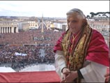 Чистая любовь является лучшим свидетельством о Боге, убежден Бенедикт XVI