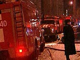 В ликвидации огня принимали участие экипажи двух пожарных машин. Площадь возгорания составила 4 квадратных метра