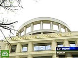 Двое арестантов сбежали из зданий суда в Москве - один из них на поддельной "скорой" Двое арестантов сбежали из зданий суда в Москве - один из них на поддельной "скорой"