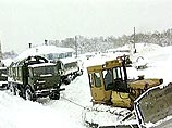 Колонна грузовиков, попавшая 19 января в снежный плен, выехала в Петропавловск-Камчатский