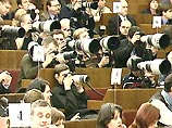 Путин на большой пресс-конференции примет в Кремле тысячу журналистов Путин на большой пресс-конференции примет в Кремле тысячу журналистов