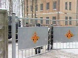 Солдат-срочник бежал из части под Вологдой после избиения офицером
Солдат-срочник бежал из части под Вологдой после избиения офицером