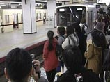 15 тысяч жителей японского Кобе заблокировало в метро