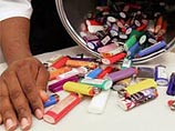 Еврокомиссия намерена обезопасить зажигалки в руках детей Еврокомиссия намерена обезопасить зажигалки в руках детей
