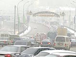 В отдельных районах Москвы и Подмосковья в ранние утренние часы ожидается туман. Видимость, по данным Росгидромета, составит 300-500 метров. В течение дня местами пройдет снег, ветер будет неощутимым