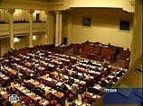 Парламент Грузии во вторник на закрытом заседании постановил на неделю отложить принятие решения по вопросу пребывания российских миротворцев в Южной Осетии