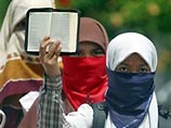 Мусульмане Индонезии и Филиппин протестуют против карикатур на пророка Мусульмане Индонезии и Филиппин протестуют против карикатур на пророка