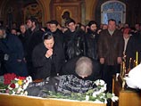 Многочисленные паломники со всей России пришли проститься со старцем