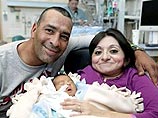 В США женщина-инвалид весом 16 кг родила здорового ребенка В США женщина-инвалид весом 16 кг родила здорового ребенка