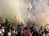 The Guardian: российские футбольные фанаты копируют британских The Guardian: российские футбольные фанаты копируют британских