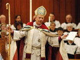 Англиканский епископ Джин Робинсон лечится от алкоголизма