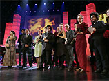 Большое гала-представление, начавшееся в субботу вечером, стало апогеем 56-го Международного кинофестиваля "Берлинале" в столице Германии