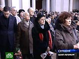 Петербург прощается с композитором Андреем Петровым
