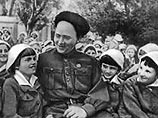 Тимуровцы намерены в суде отстоять честь и достоинство Аркадия Гайдара Тимуровцы намерены в суде отстоять честь и достоинство Аркадия Гайдара