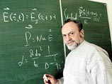 Профессор кафедры квантовой электроники и оптоэлектроники Ульяновского государственного университета Олег Гадомский уверен, что в скором времени появится возможность делать предметы невидимыми, а главное, управлять этим явлением