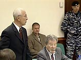 С 2004 года Шмидт является одним из адвокатов экс-главы ЮКОСа Михаила Ходорковского
