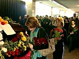Накануне церемония прощания с журналистом НТВ Ильей Зиминым состоялась в здании телецентра в Москве Накануне церемония прощания с журналистом НТВ Ильей Зиминым состоялась в здании телецентра в Москве