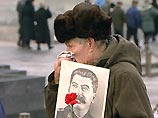 В годовщину смерти Сталина политики спорят о его перезахоронении