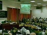 Голосование было проведено после того, как в знак протеста против включения этого вопроса в повестку дня заседание покинули депутаты движения "Фатх" Голосование было проведено после того, как в знак протеста против включения этого вопроса в повестку дня заседание покинули депутаты движения "Фатх"