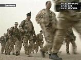 В настоящее время в Ираке находятся около восьми тысяч британских военных, сосредоточенных в районе города Басра на юге страны. Общее число военнослужащих Великобритании, погибших в Ираке, превысило 100 человек В настоящее время в Ираке находятся около восьми тысяч британских военных, сосредоточенных в районе города Басра на юге страны. Общее число военнослужащих Великобритании, погибших в Ираке, превысило 100 человек