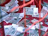 Охотники за цветным металлом раскопали под Костромой секретную ракетную шахту, полную денег Охотники за цветным металлом раскопали под Костромой секретную ракетную шахту, полную денег