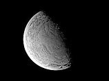 Вода в жидком состоянии присутствует на спутнике Сатурна Энцеладе