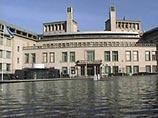 Государственная дума вновь заявляет о необходимости прекращения в кратчайшие сроки расследования всех находящихся в настоящее время в производстве МТБЮ дел в рамках так называемой стратегии завершения работы, утвержденной Советом Безопасности ООН Государственная дума вновь заявляет о необходимости прекращения в кратчайшие сроки расследования всех находящихся в настоящее время в производстве МТБЮ дел в рамках так называемой стратегии завершения работы, утвержденной Советом Безопасности ООН