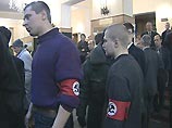 Активисты НБП, захватившие офис Сбербанка РФ в центре Москвы, оштрафованы и отпущены Активисты НБП, захватившие офис Сбербанка РФ в центре Москвы, оштрафованы и отпущены