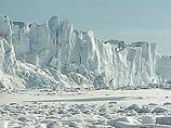 Причиной угрозы являются тающие льды Гренландии и Антарктики, которые, как считают авторы исследования, высвободят большие объемы воды быстрее, чем показывали прежние модели