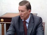 Министр обороны РФ Сергей Иванов намерен нанести сокрушительное поражение главному военному прокурору Александру Савенкову в длящемся целый год конфликте