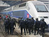 Французскую молодежь оставили один на один с Шираком: новый трудовой контракт одобрил Конституционный совет Французскую молодежь оставили один на один с Шираком: новый трудовой контракт одобрил Конституционный совет