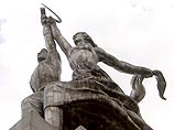 Скульптура "Рабочий и колхозница" вернется на постамент к ВВЦ в 2007 году Скульптура "Рабочий и колхозница" вернется на постамент к ВВЦ в 2007 году