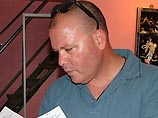 Житель Израиля, лишенный прав за убийство девочки, прибыл в полицию за рулем Житель Израиля, лишенный прав за убийство девочки, прибыл в полицию за рулем