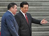 Туркменбаши планирует до 7 апреля подписать в Пекине ряд межправительственных соглашений. Но экономикой дело не ограничилось