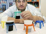 На выставке изобретений в Женеве представлены вибрирующий презерватив и будильник, предупреждающий о землетрясении На выставке изобретений в Женеве представлены вибрирующий презерватив и будильник, предупреждающий о землетрясении
